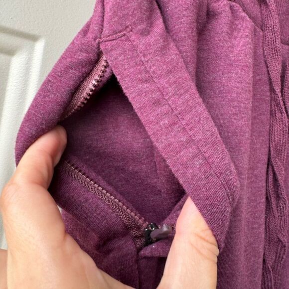 Gymshark Ark High‎ Waisted Joggers in Berry Red Womens Size M Tie Ankle Wrap - Picture 4 of 8